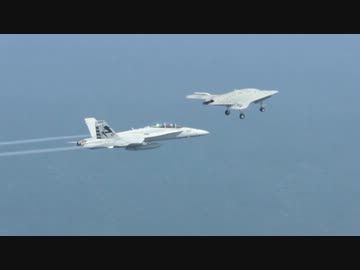 米海軍で開発中のX-47B無人戦闘爆撃機のテストフライト 2012.7.29