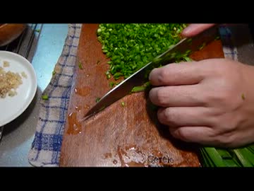 【お手軽中華】ニラ餃子