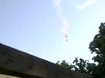 【シリア】　反政府軍の攻撃を受け、墜落する政府軍のMi-8ヘリコプター