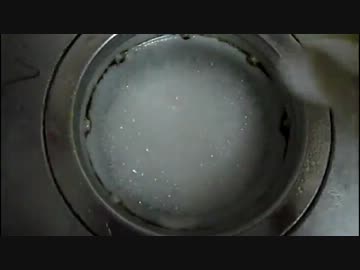 重曹＋クエン酸を同時にいれると大変なことに！