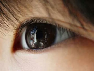 こ↑こ↓ろの瞳