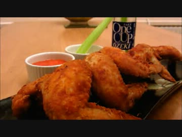 手羽先の唐揚げとピリ辛ソース