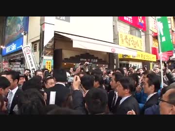 11/28 【中野駅前】握手攻めでモミクチャの【安倍総裁】