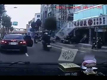 台湾の事故動画まとめ11