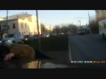 【車載動画】 ロシアのドミノのような人身事故