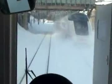 【前面展望】秋田新幹線「こまち」に走行中追い越される 