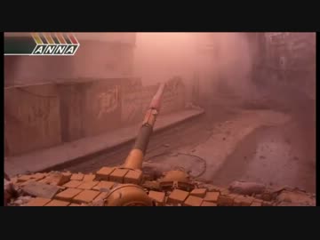 [ 車載カメラ] 敵のスナイパーを狩り出すシリア政府軍のT-72戦車
