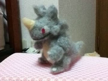 羊毛フェルトでサイドンをつくってみました