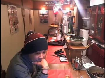 ウナちゃんマン　入口に「前科4犯の店です。入店には細心の注意を・・」