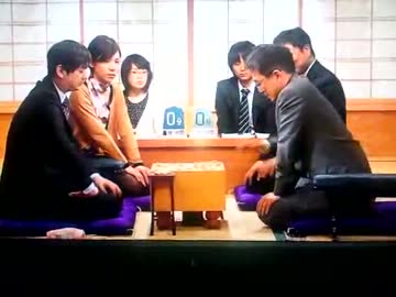 【将棋】あの御方が天才っぷりを発揮した局後の感想戦【スマホ撮影】