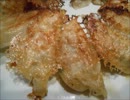 【食べに行くと】餃子作ってみた【高いから】
