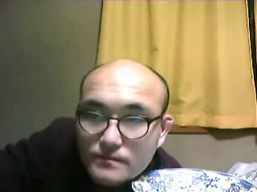 特製ドカ盛りカレーを飲みながら寝落ちするカツヒコ