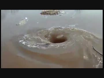 全てを飲み込む恐怖の渦巻き現象が見つかる！！！！