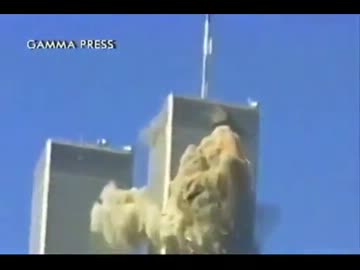 完全破壊されたツインタワーくんUC