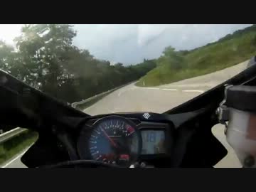 一般道を３００キロでコーナーリングするマジキチライダーｗｗ