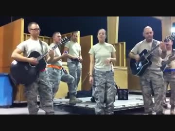 アメリカ空軍バンドのソウルフルな歌声が鳥肌レベル