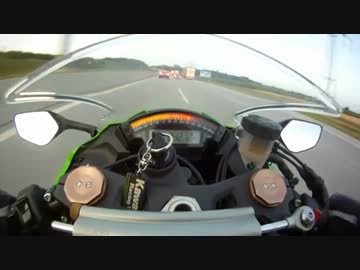 【ドイツ】時速300キロでアウディとレースしてみた【バイク車載動画】