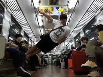 【金バエ】満員電車で新体操してみた