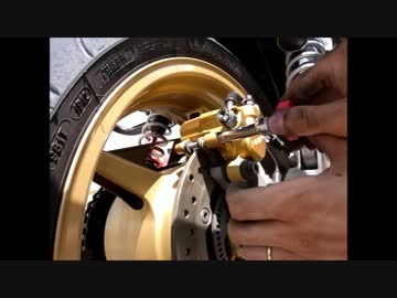 CB1300SBのブレーキパッドを取り外してみた、そして、戻してみた