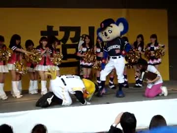 【2013.05.19】ドアラvsハリー「風船ふくらませ対決」