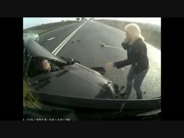 追い越ししようとしたら追い越しをかけられて事故【ロシア】