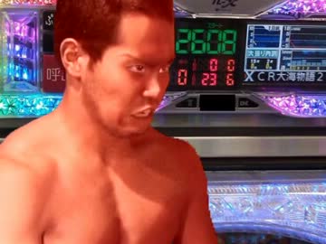 パチンコ屋で台パンする先輩.garo