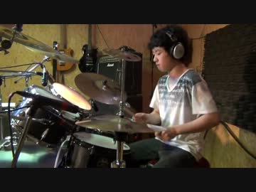 バンドのドラム君が Skrillex を凄まじく叩いてみた。