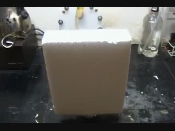 今度今度は発泡スチロールにニッケルを乗せてみた