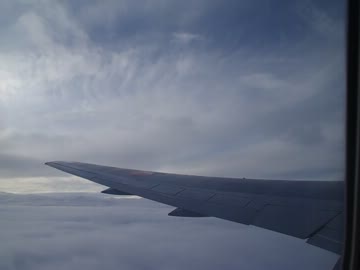 【機窓動画】梅雨曇突き抜ける～ANA200便大分発羽田行～
