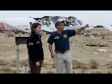 アシアナ航空機事故パイロット、レーザーで失明状態に【国技】