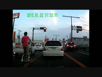 交差点で待っていたら・・・　　