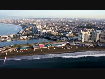 江ノ島と片瀬東浜海岸　［ラジコンきまぐれ空撮］