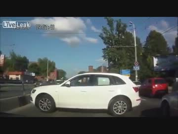 「世にも奇妙な女性ドライバー」