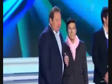 本田のいるＣＳＫＡモスクワ監督スルツキがＴＶで暴れる