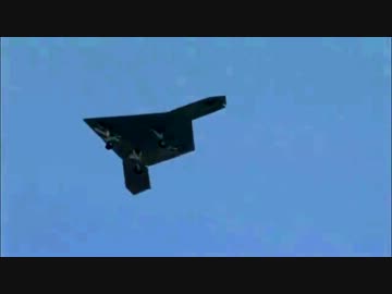 ステルス無人戦闘機X-47Bの離発着