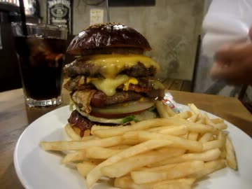 『HUNGRY HEAVEN（ハングリーヘブン）』 のハンバーガー☆