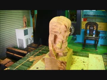 ルカダヨーを蓮花台にのせてみた。