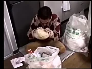 ホリ・トオルの隠し資産を無事差し押さえたストーカー.mp4