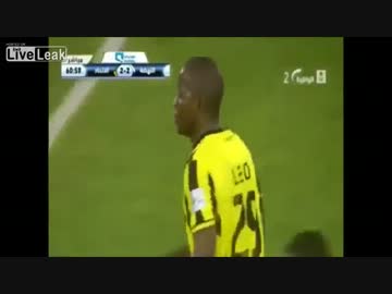 相手選手がＧＫの靴ひもを結んであげる⇒遅延行為でＦＫ⇒その結果…