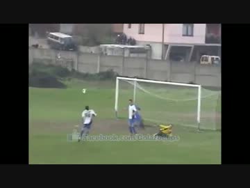 【サッカー】ＧＫ抜いて、余裕こいて無人のゴールにシュートした結果…