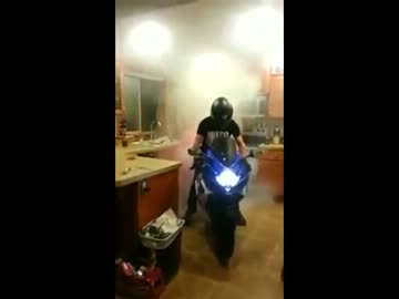 SUZUKI流 BURNOUT