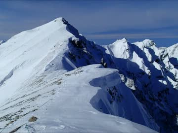 爆弾低気圧とともに　