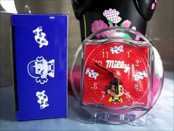 ▶ 晴れ着 首振りぺコちゃん人形+ミルキークロック（非売品） - YouTube.mp4