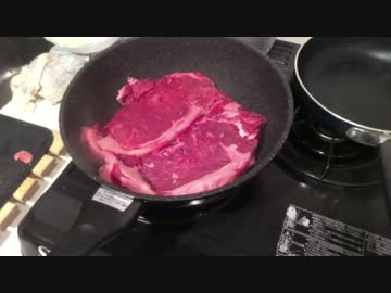 ステーキ2キロとバーガー15個