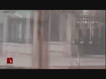 ウクライナ 警官隊側から見たデモ隊との衝突