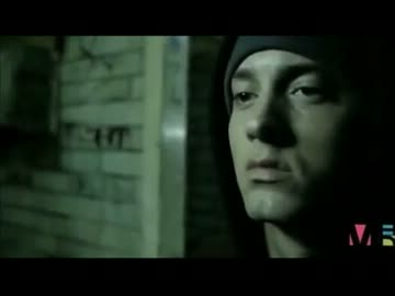 エミネムさんがアメ食レストランについて教えてくれるそうです