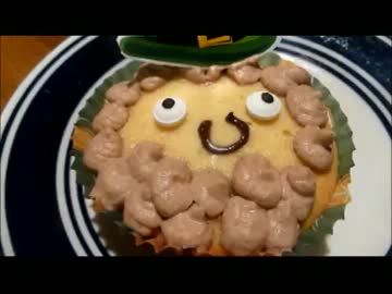 アメリカの食卓 277 デコカップケーキを食す！