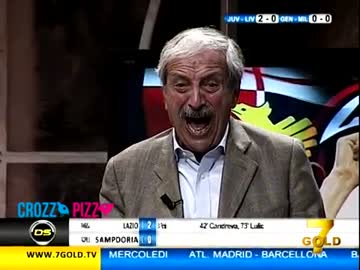 本田さんのリーグ初ゴールに狂喜乱舞するサポーターの図