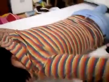 りらく屋の「肩こり・整体マッサージ」（肩首、肩甲骨。子ども付き）