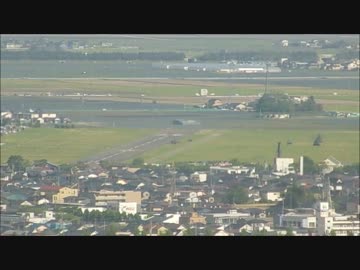 仙台中心部から見た陸上自衛隊霞目駐屯地のヘリ訓練